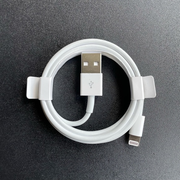 Apple Other - Genuine Apple Lighting to USB Cable